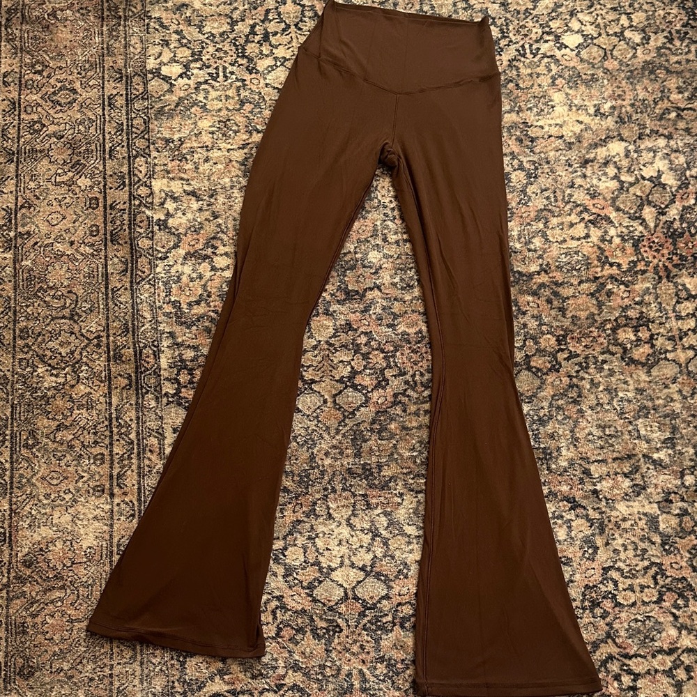 Offline by Aerie Brown real-me bootcut Leg Yoga Pants, M